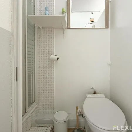 Flexliving - - Tour Maubourg Lägenhet