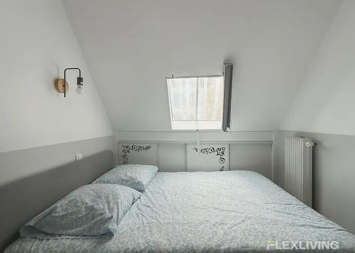 Flexliving - Near Eiffel Tower Invalides&left Bank Apartment
